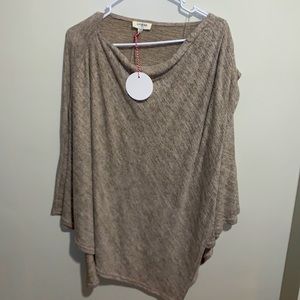 Umm Gee poncho top In Tan SMALL/MEDIUM NWT